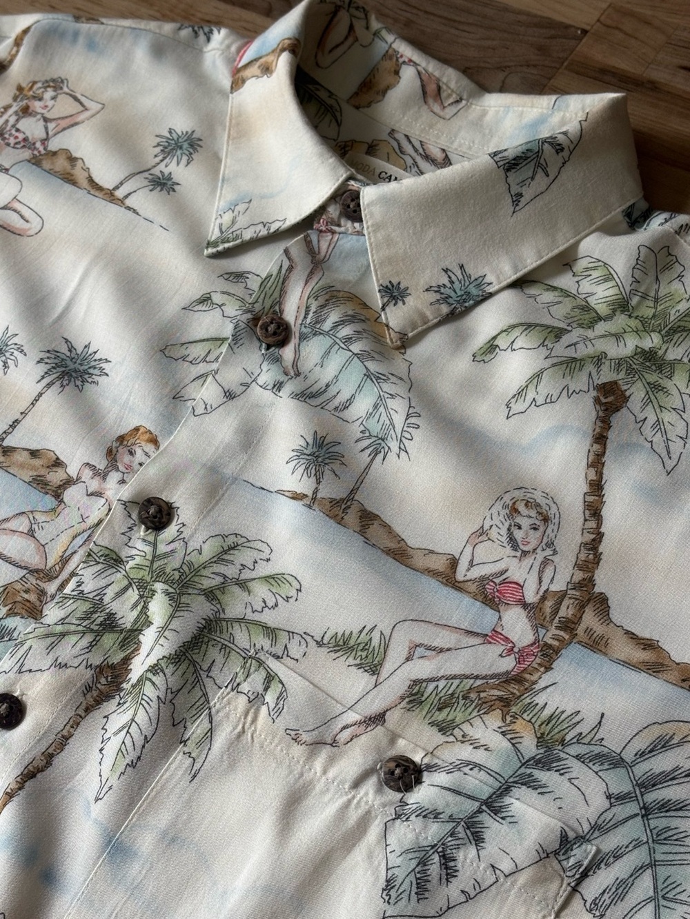 Vintage 90s Moda Campia Hawaiian Shirt sz. M Retro Pin Up Ladies Tropical Aloha
